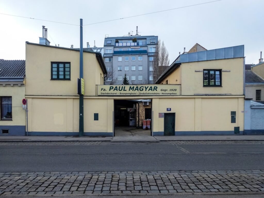 Jak Podłączyć Włącznik Dzwonkowy Do Bramy Garażowej Somfy – Instrukcja Krok Po Kroku