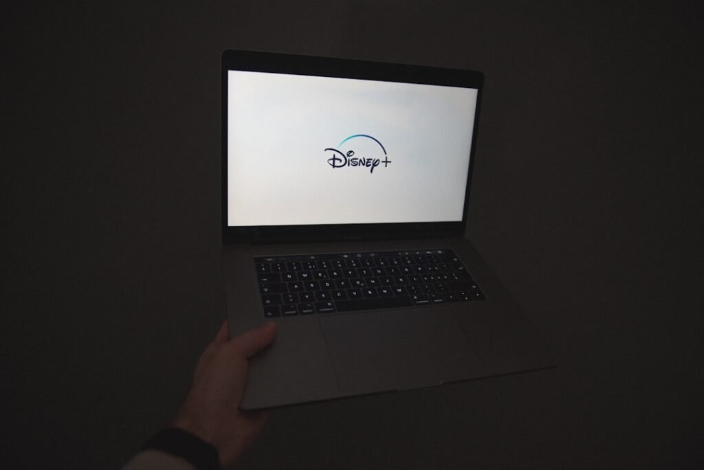 Jak Podłączyć Laptopa Do Telewizora Przez USB – Prosty Poradnik Krok Po Kroku