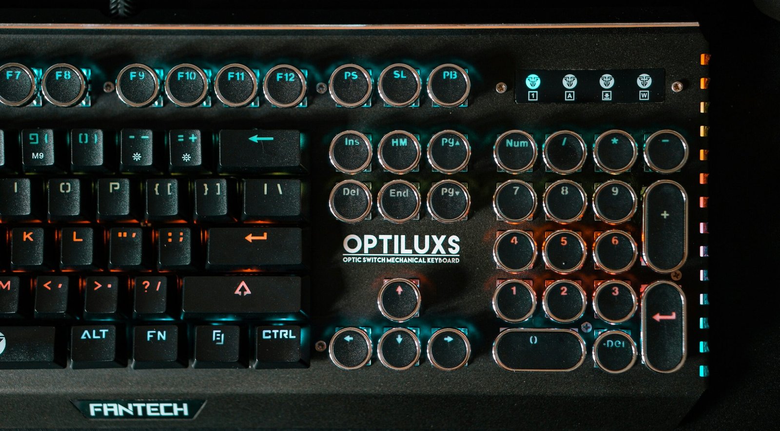 black and white audio mixer