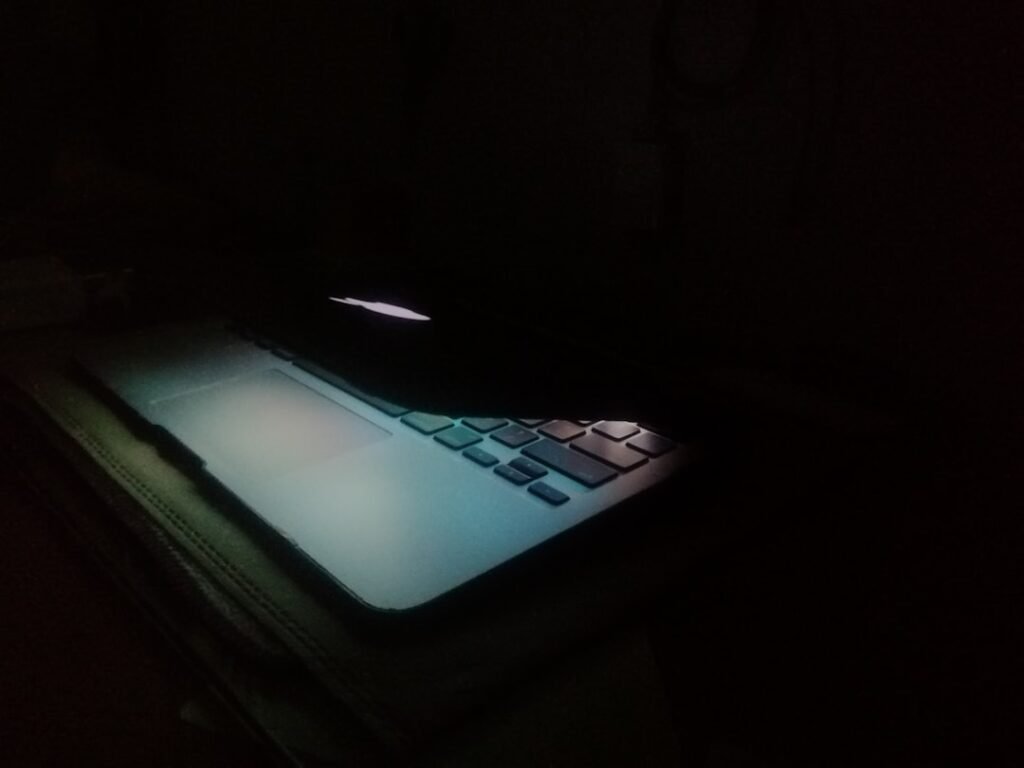 Jak Podłączyć Projektor Do Laptopa – Kompletny Przewodnik Krok Po Kroku