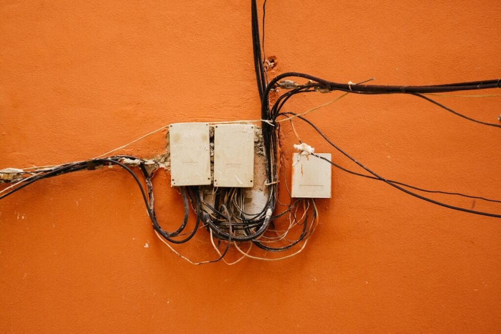 Jak Podłączyć Szybkozłączkę Elektryczną – Prosty Poradnik Krok Po Kroku