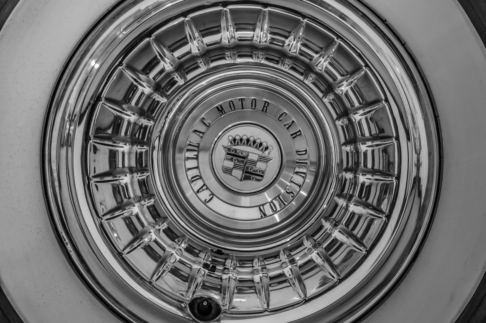 chrome Cadillac auto wheel
