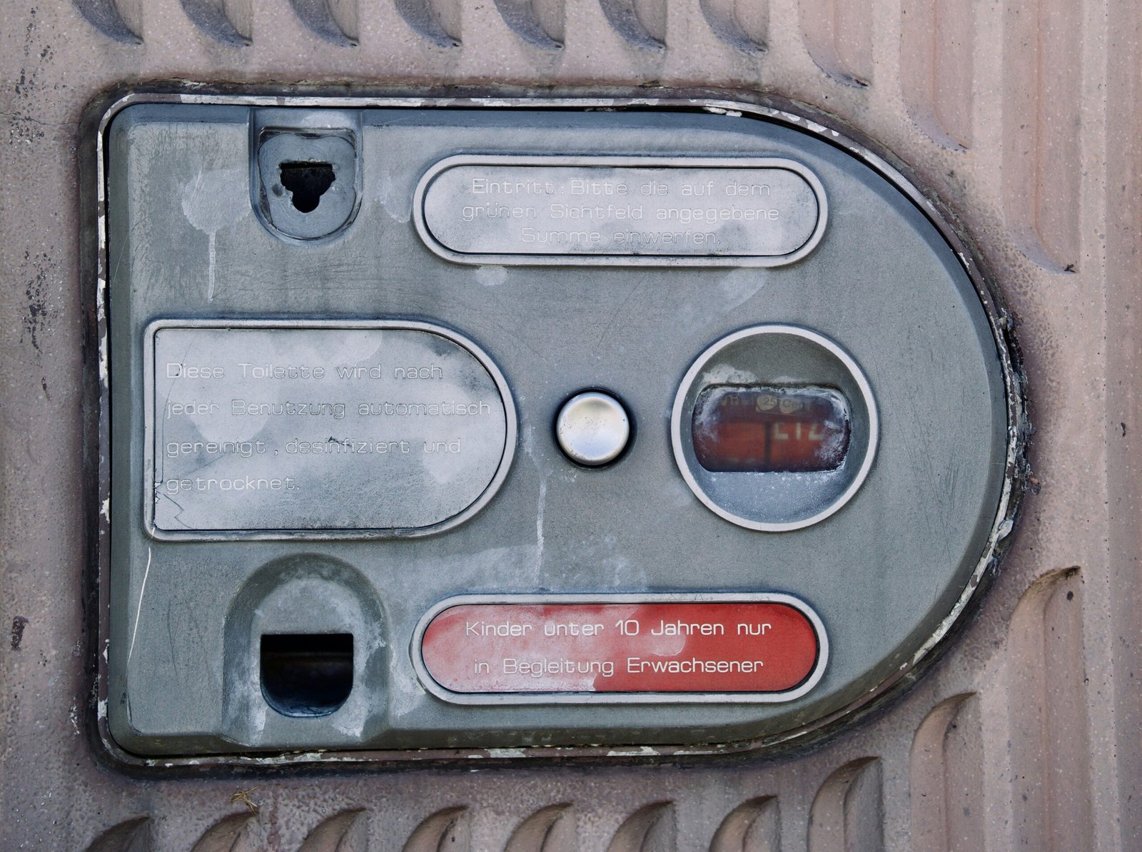 a close up of a car's bumper