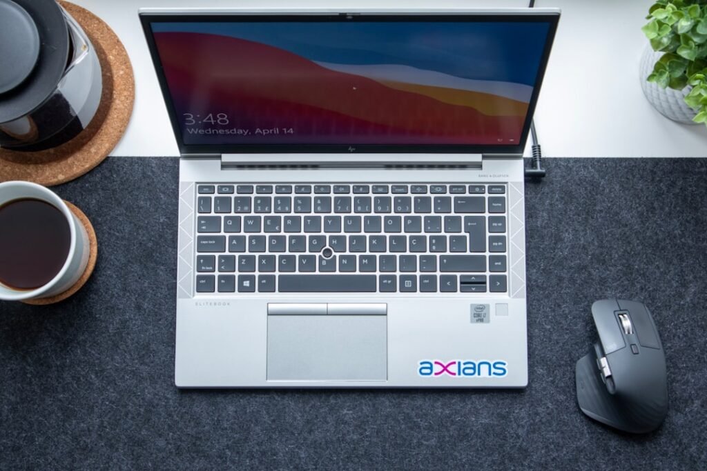 Jak Podłączyć AirPods Do Laptopa – Szybki i Prosty Poradnik Krok Po Kroku
