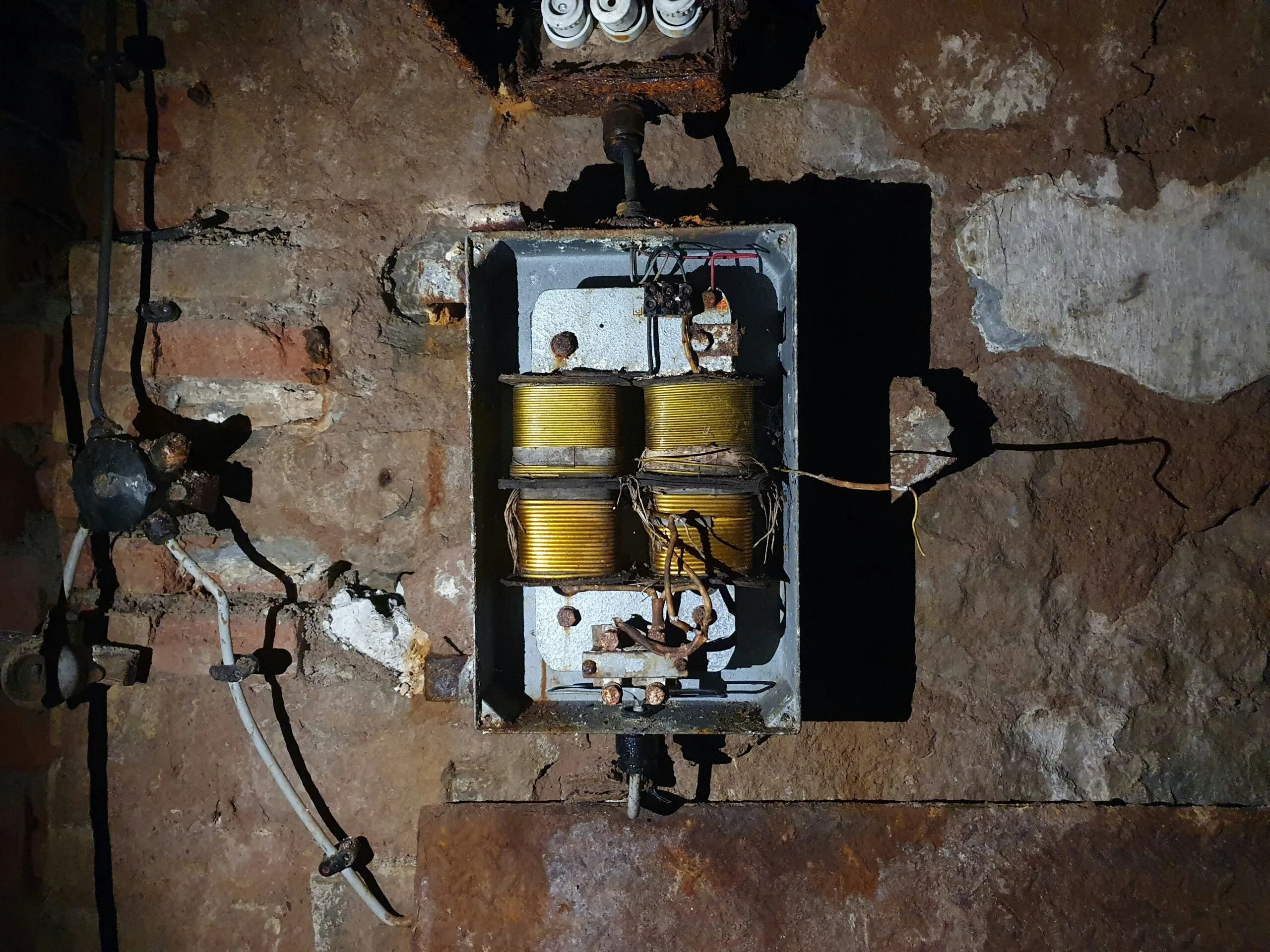 black and silver electric meter