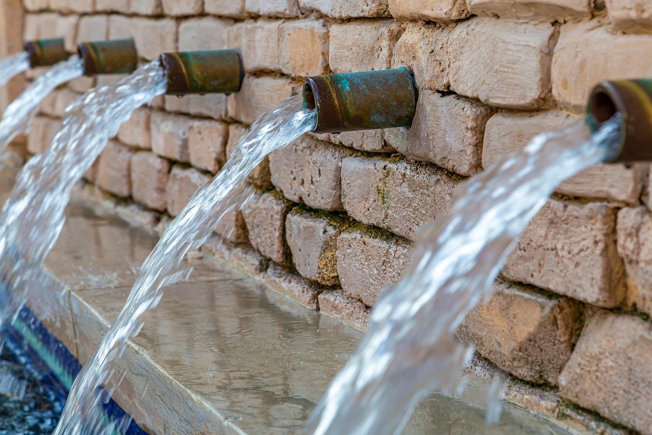 water, water pipes, drinking water, fresh, five, technology, supply, fountain, metal, refreshment, flow, tube, nature, water supply, water connection, outdoors, fluid, leak