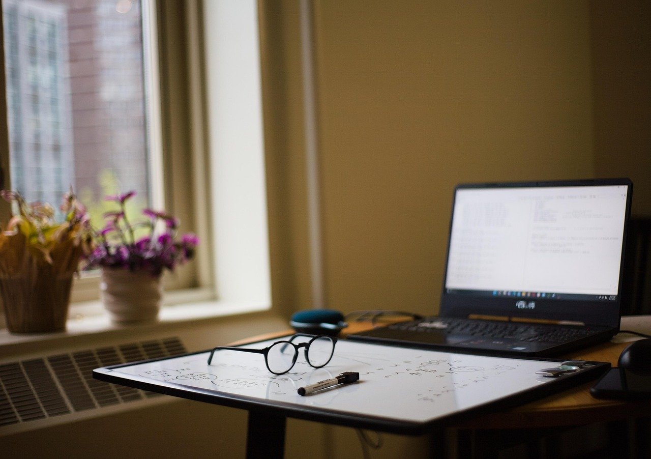 study, school, college, nature, nyc, apartment, glasses, plants, laptop