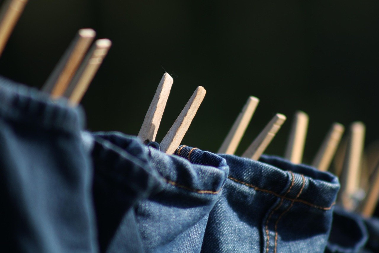 clothes pins, wash, laundry, clothes line, pants, jeans, dry, denim, laundry, laundry, laundry, laundry, laundry, pants, jeans, dry