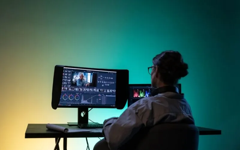 Mini-LED vs OLED i LED: test, opinie i opłacalność w 2026